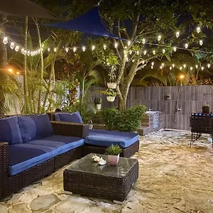 Casa Con Parqueo Privado, Patio Y Jacuzzi. , Santo Domingo Dominican Republic